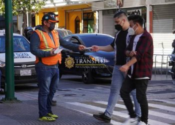 Peatón Seguro, la campaña que sensibiliza acerca del uso de la pasarela y el paso de cebra