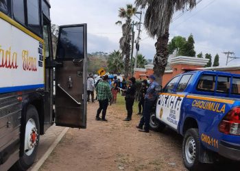 Remiten a Migración a ciudadanos hondureños por ingreso irregular al país
