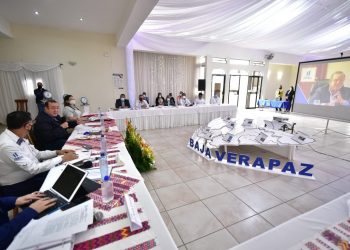 Reunión con alcaldes de Baja Verapaz