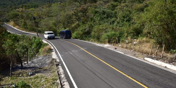Inauguran tramo carretero en Jutiapa