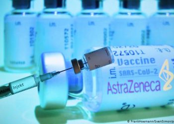 Vacuna de AstraZeneca/Foto: DW.com