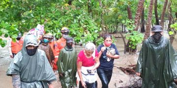 Afectados por tormentas tropicales Eta-Iota