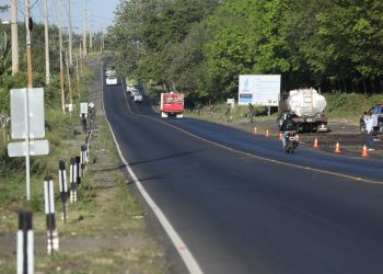 Rehabilitan más de 28 kilómetros de la red vial en tres departamentos
