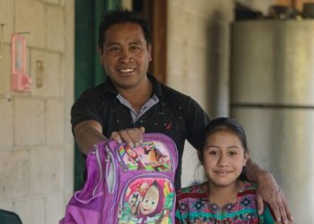 El sueño de César: Un mejor estilo de vida para sus hijas