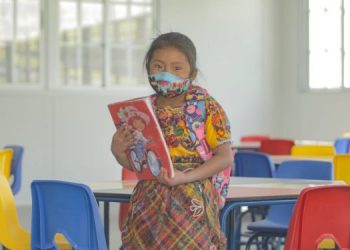 Modalidad híbrida en educación se pondrá en marcha este lunes