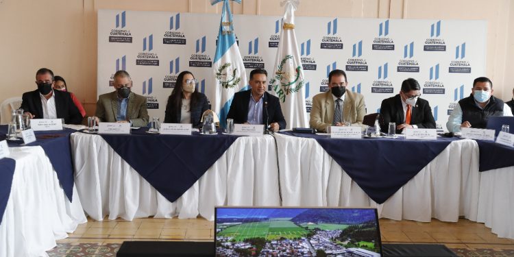 Establecen ruta para el cierre técnico del vertedero a cargo de AMSA