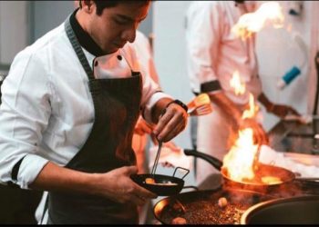 De cocinar con la abuela a elaborar platillos en Egipto, la historia de Jorge, el chef guatemalteco