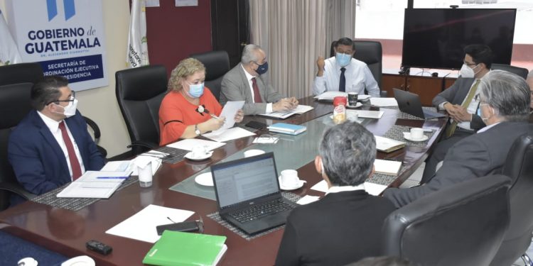 La SCEP continua capacitación en materia de descentralización