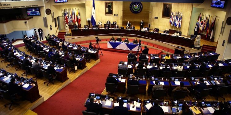 El Salvador, a una semana de elecciones para renovar el Congreso y alcaldías