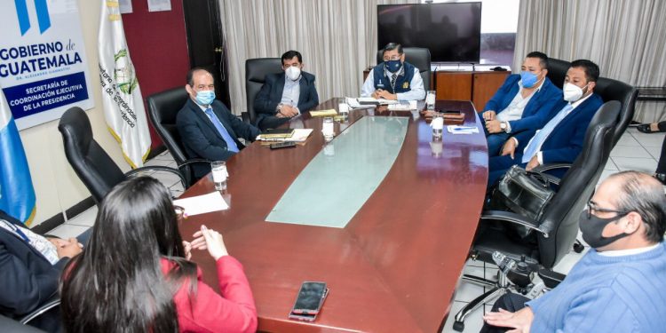 Reunión de trabajo entre autoridades de Gobierno y la Anam