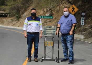 Optimizan carretera que conecta a San Martín Jilotepeque y Pachalum