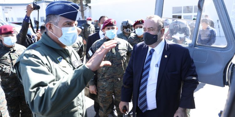 Ministerio de la Defensa fortalecerá capacidades de las fuerzas de aire, mar y tierra