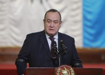 Presidente Giammttei condena robo