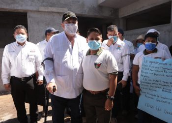 Construcción de escuela en Escuintla se hace realidad para exalumno