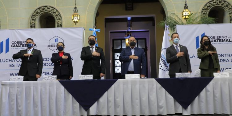 Presidente se refiere a la Ley de Extinción de Dominio