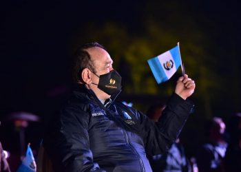 Presidente Giammattei inaugura actividades del bicentenario de independencia