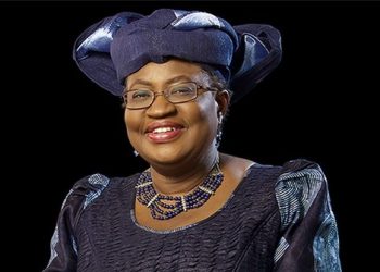 Economista africana se convierte en la primera mujer al frente de la Organización Mundial del Comercio