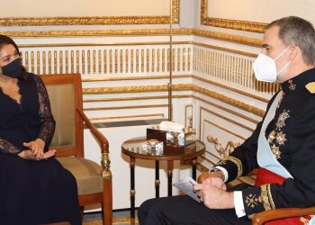 Embajadora de Guatemala en España entrega cartas credenciales al rey Felipe VI