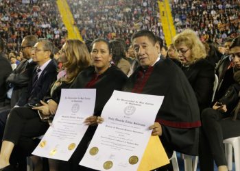 Cómo solicitar en línea el sello de la SAT para títulos universitarios