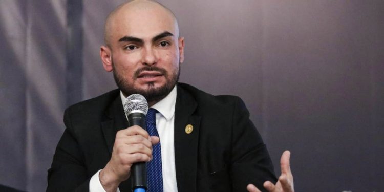 Secretaría de Bienestar Social plantea denuncias y alertas Alba-Keneth