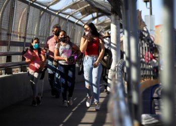 México y Estados Unidos mantendrán el cierre fronterizo por el coronavirus