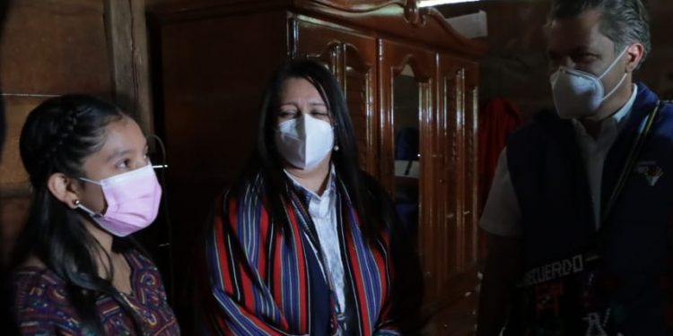 “Mi mayor anhelo es tener mi empresa de lácteos”, dice Catarina