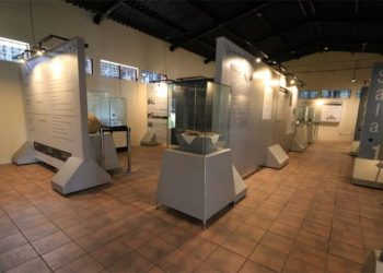 Conozca y transpórtese al museo del sitio arqueológico Iximché