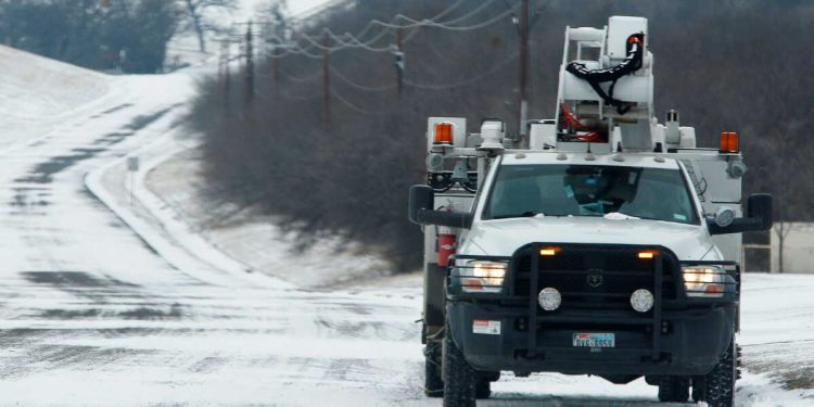 Biden declara “desastre mayor” en Texas tras devastador temporal