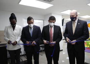 Inauguran nuevas instalaciones de atención al refugiado