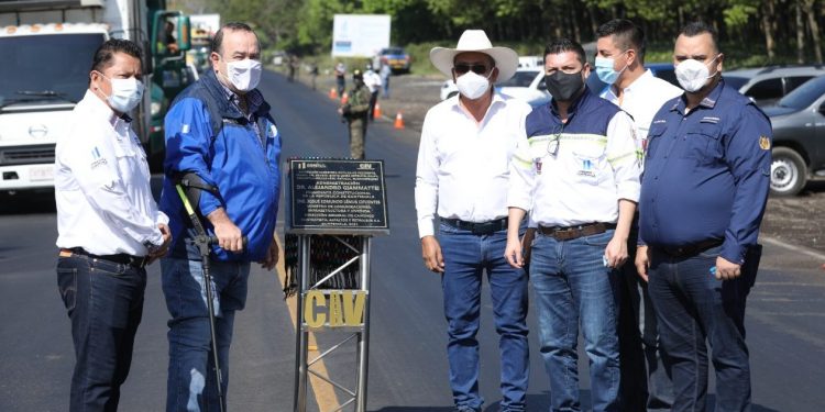 Gobierno inaugura tramo carretero que beneficiará a más 13 mil usuarios diariamente