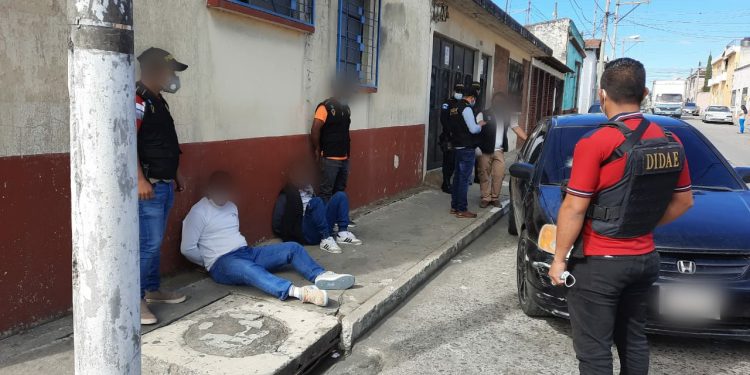 tres capturados por la PNC