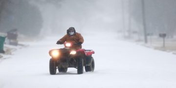 Tormenta invernal se cobra más de 20 vidas en Estados Unidos