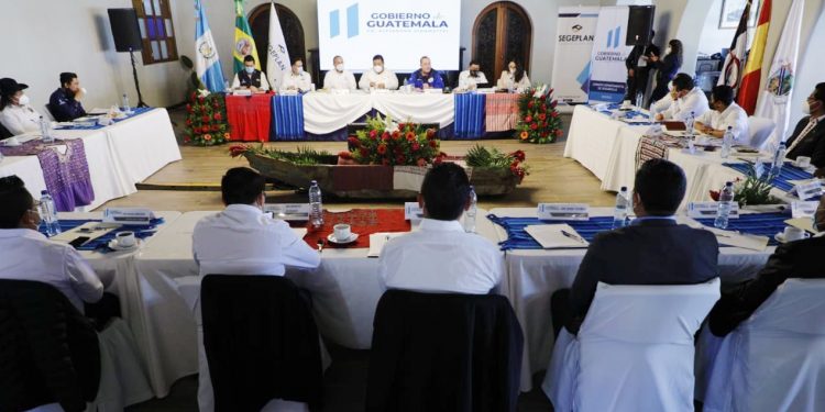 visita del presidente Alejandro Giammattei en Sololá