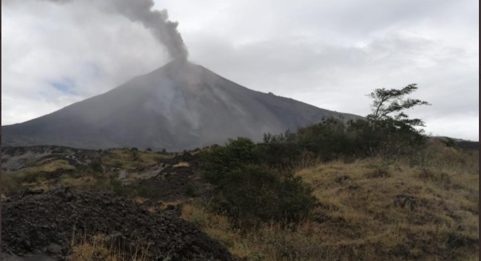 Volcán de Pacaya disminuye considerablemente su actividad