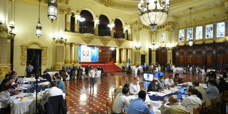 Alcaldes de Quiché valoran acercamiento del Ejecutivo en planes de desarrollo