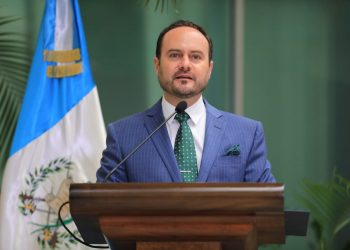 Canciller Pedro Brolo, informa sobre preparados para recibir las 200 mil dosis de vacuna contra el COVID-19