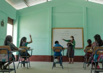 Modifican tablero de alerta sanitaria para los establecimientos del sistema educativo nacional
