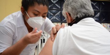 Salud continúa vacunación en Guatemala./Foto: MSPAS.