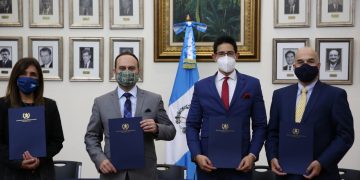 Firman convenio para capacitar a funcionarios de Relaciones Exteriores