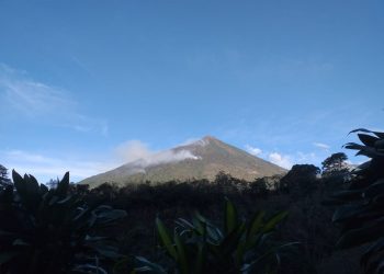 Guatemala agradece apoyo de Brasil para combatir incendio en volcán Atitlán