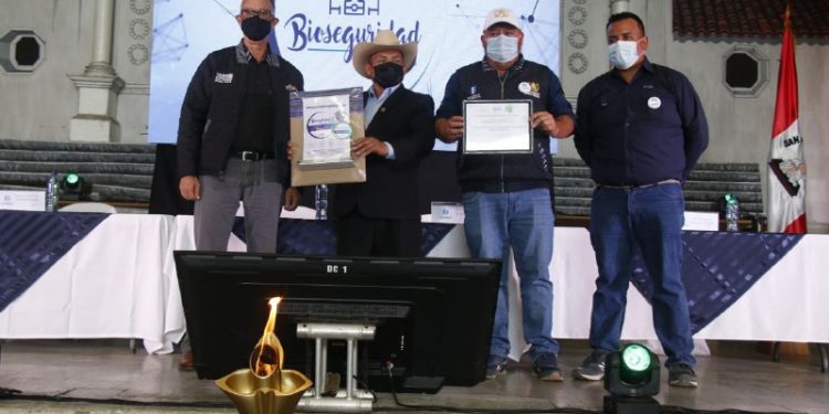 San Juan Comalapa se convierte en el tercer municipio con sello “safe travels”