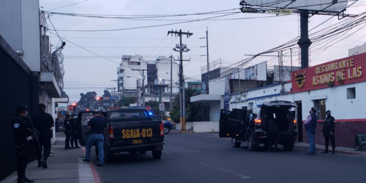 Detienen a supuesto narcotraficante requerido en extradición en la zona 10