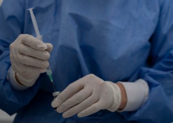 Vacunación contra el COVID-19