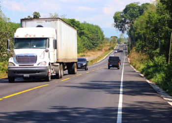 Pobladores de Colomba Costa Cuca agradecen al Gobierno por nueva carretera