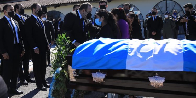 Presidente reitera compromiso de colaborar con México para hacer justicia por migrantes fallecidos en Tamaulipas