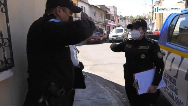 Mujeres agentes de la PNC, claves en la igualdad de derechos y ...