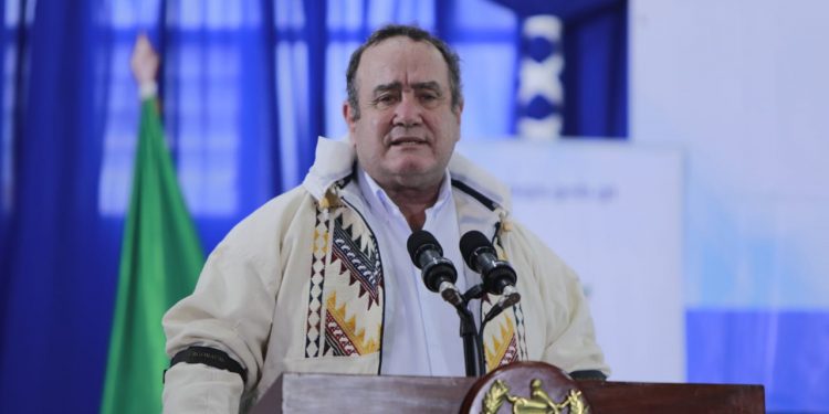 Anuncian construcción de carretera que rodeará la laguna Las Garzas