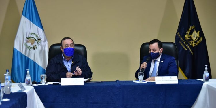 Presidente visita el Ministerio de Gobernación para conocer proyectos de 2021