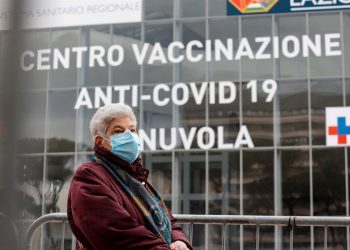 La OMS también da su apoyo a la vacuna de AstraZeneca