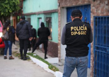 Desarticulan banda de supuestos estafadores./foto: PNC.